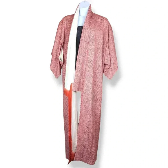 Vintage Silk Red & White Kimono - Picture 2 of 11